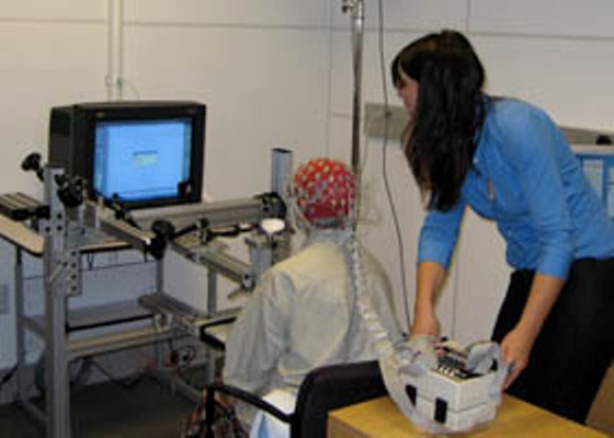 EEG experiment at the Gazzaley Lab at UCSF, Sandler Neurosciences Center