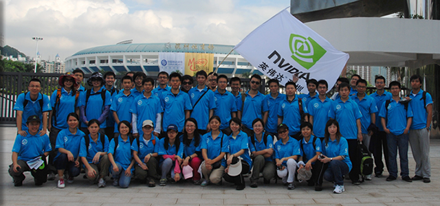 Shenzhen Employees Participate in Coastal Cleanup Day