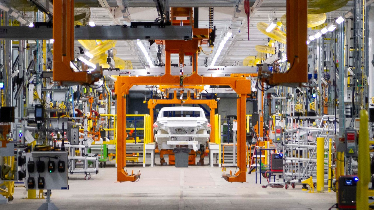 KI für die Funktionalität und Produktion von Fahrzeugen der nächsten Generation