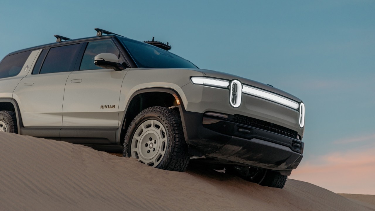 Bild eines Offroad Rivian.