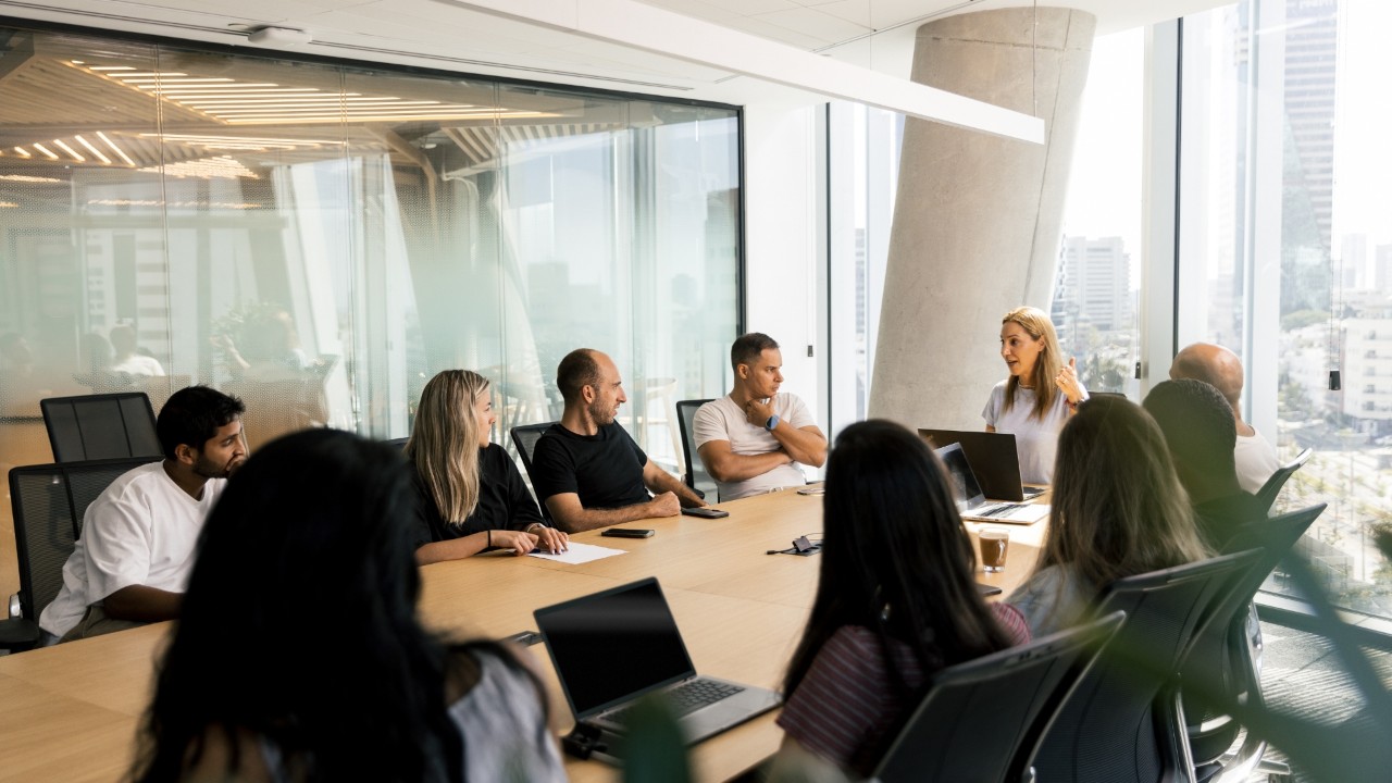 Gestione del ciclo di vita NVIDIA DGX-Ready