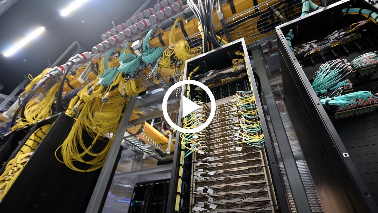 NVIDIA 기술을 사용한 에너지 효율적인 Equinix 데이터센터 비디오 클립