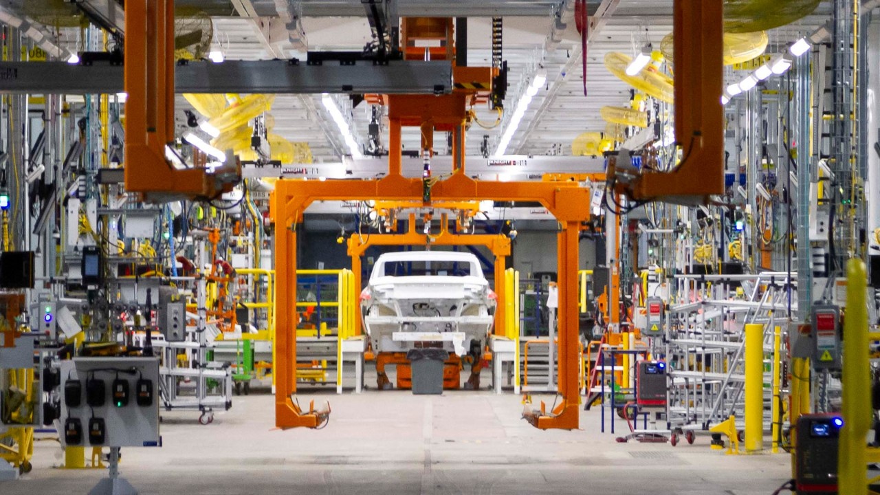 General Motors 공장 이미지