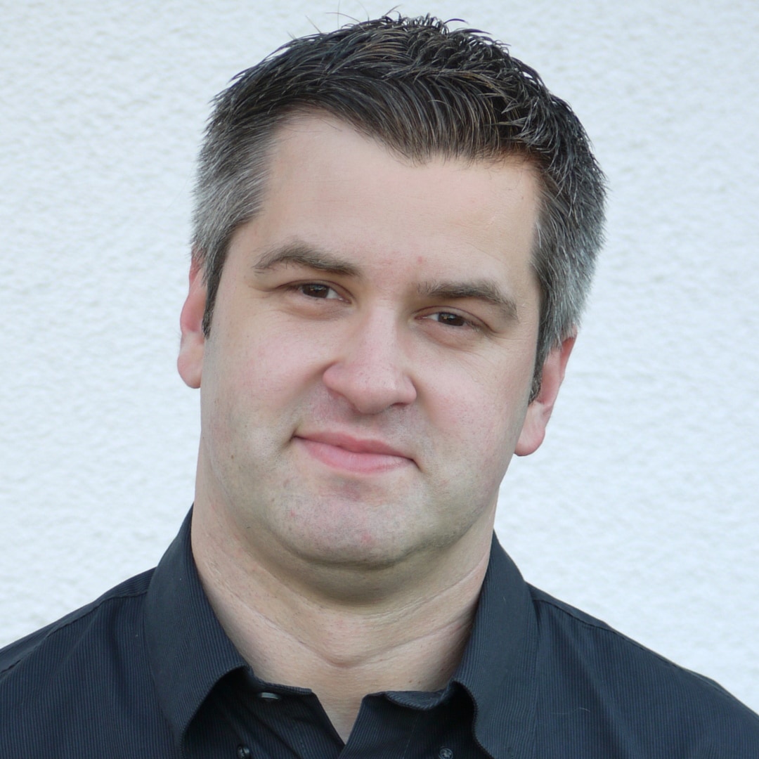 Ronald Grass, Consultoría