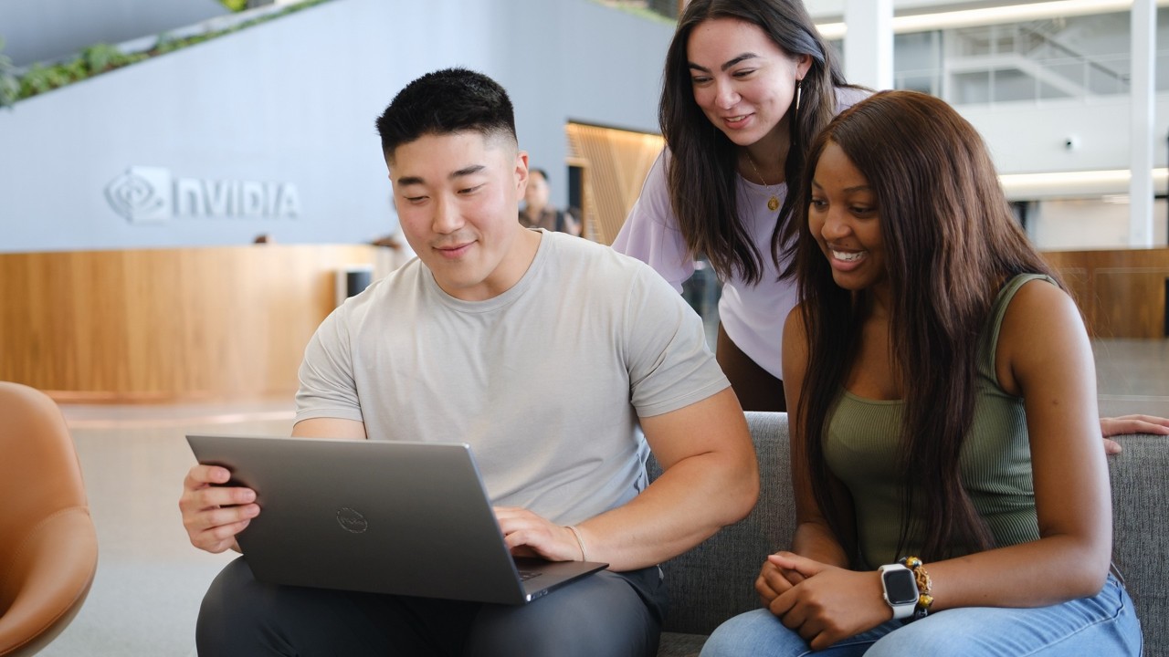 Los empleados de NVIDIA hablan de cursos de capacitación en IA