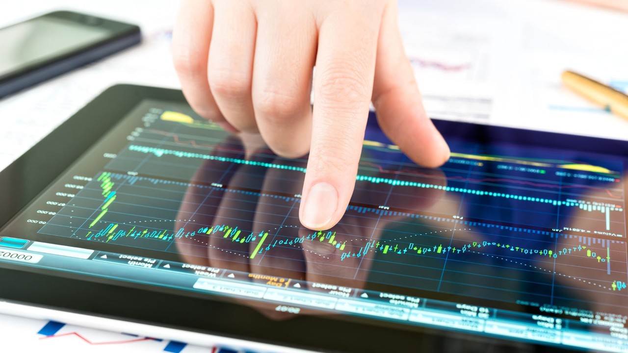 動態規劃和重新規劃機器人路線，實現高效的貨車裝載