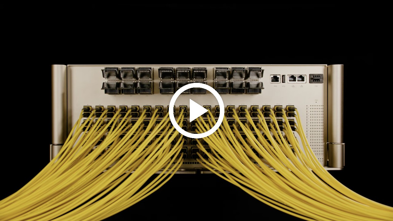 Quantum InfiniBand Switches for AI and HPC Networks | NVIDIA